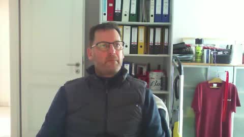 Snapshot of macfly67 chatting on 02.17.25 macfly67 online show from 02.17.25