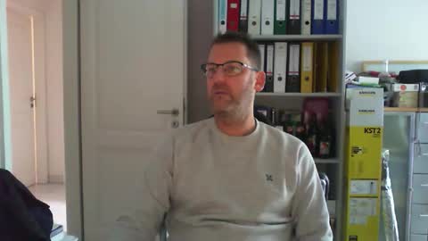 macfly67 online show from 11.10.25