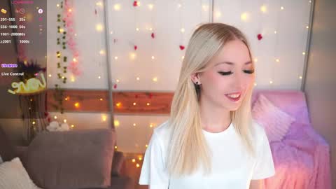 Snapshot of machellehollenback chatting on 04.02.26 Katerina online show from 04.02.26