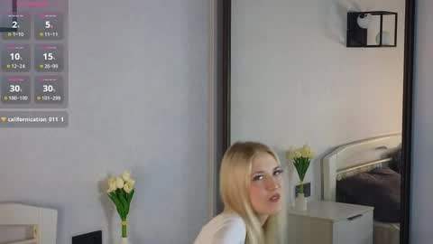 Snapshot of machellehollenback chatting on 04.15.26 Katerina online show from 04.15.26