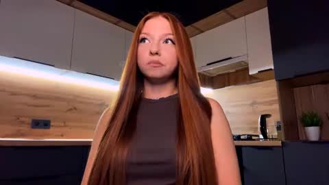 Snapshot of machelleunderdahl chatting on 07.16.26 Nicole online show from 07.16.26