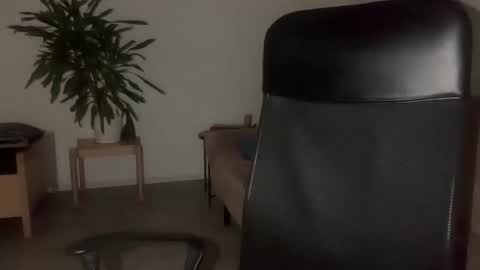 Snapshot of machine_15_ chatting on 04.13.26 machine_15_ online show from 04.13.26