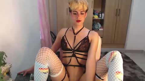 Snapshot of machissex chatting on 01.02.25 machissex online show from 01.02.25