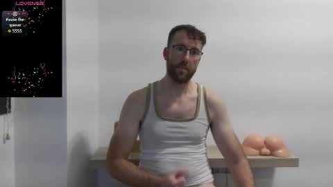 Snapshot of machohiberiko chatting on 11.17.25 Jota online show from 11.17.25