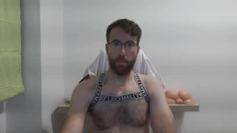 Snapshot of machohiberiko chatting on 01.11.26 Jota online show from 01.11.26