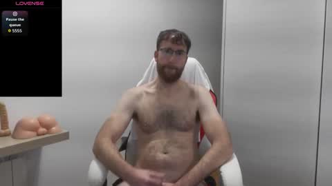 Snapshot of machohiberiko chatting on 01.12.26 Jota online show from 01.12.26