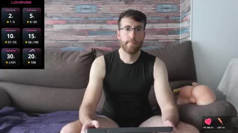 Snapshot of machohiberiko chatting on 02.10.26 Jota online show from 02.10.26