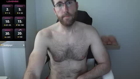 Snapshot of machohiberiko chatting on 02.11.26 Jota online show from 02.11.26