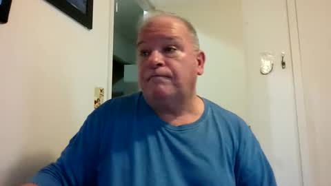 Snapshot of mackdocc001 chatting on 12.14.25 mackdocc001 online show from 12.14.25