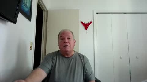 Snapshot of mackdocc001 chatting on 01.06.26 mackdocc001 online show from 01.06.26