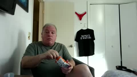 Snapshot of mackdocc001 chatting on 01.09.26 mackdocc001 online show from 01.09.26