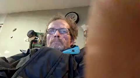 mackdog1369 online show from 02.17.25