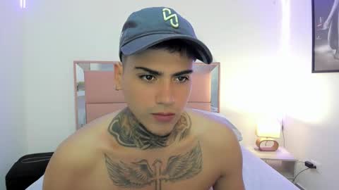 Snapshot of mad_maxxx1 chatting on 02.02.25 max online show from 02.02.25