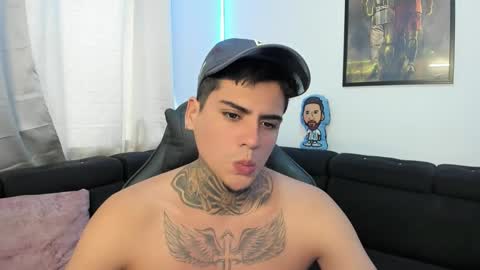 Snapshot of mad_maxxx1 chatting on 02.18.25 max online show from 02.18.25