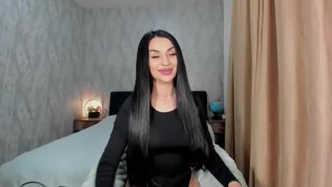 Snapshot of madam_jesse chatting on 12.19.25 Madam jesse online show from 12.19.25