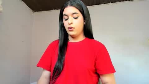 Snapshot of madam_osher chatting on 09.25.25 madam_osher online show from 09.25.25