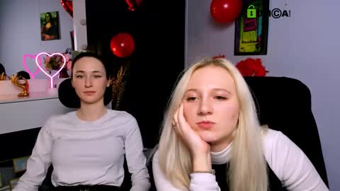 Snapshot of madam_ulis chatting on 02.20.25 Ulis online show from 02.20.25