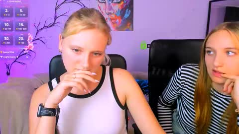 Snapshot of madam_ulis chatting on 09.22.25 Ulis online show from 09.22.25