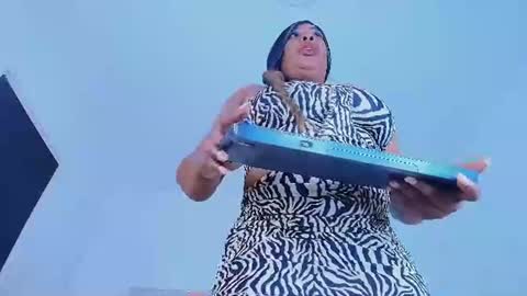 Snapshot of madame_ebony chatting on 07.17.26 Gabriela - Madameebony online show from 07.17.26