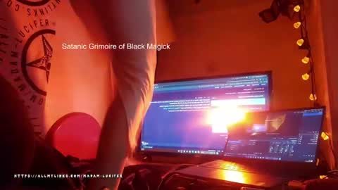 Snapshot of madame_lucifer chatting on 07.15.26 Madame Lucifer online show from 07.15.26