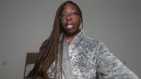 YourMadamIndigo online show from 01.05.25