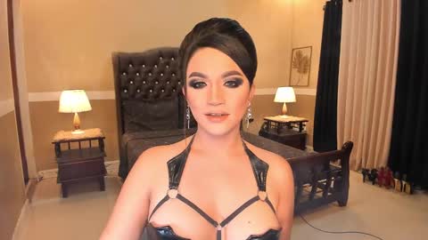 Snapshot of madammistressdominatrixxx chatting on 03.05.25 Alison Kloss online show from 03.05.25