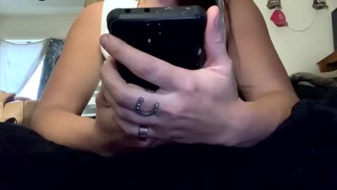 SummerPeach online show from 12.31.24