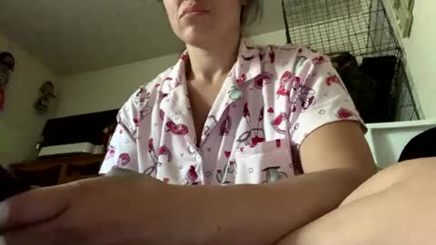 SummerPeach online show from 01.18.25