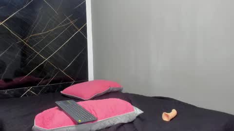 maddie 09 online show from 02.17.25