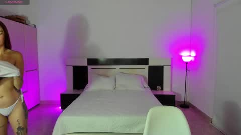 Snapshot of maddie_foxx chatting on 02.24.25 Maddie online show from 02.24.25