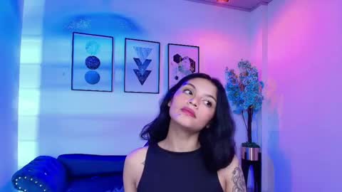 maddie_t18 online show from 04.16.26