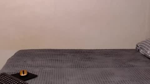 Snapshot of maddieandjason chatting on 10.18.25 maddieandjason online show from 10.18.25