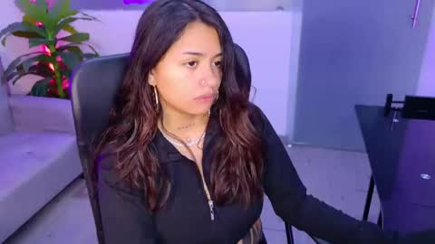 maddiee_jackson online show from 10.17.25