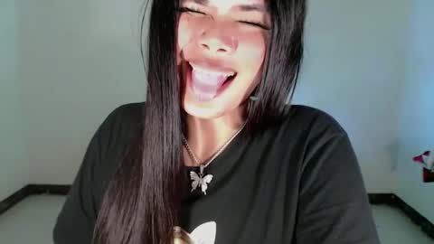 Snapshot of maddiejackson chatting on 02.11.25 Im ZY DONT FORGET TO FOLLOW ME - online show from 02.11.25