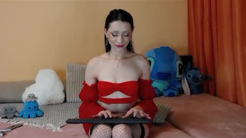 Snapshot of maddison_summer chatting on 02.12.25 Maddison Summer online show from 02.12.25