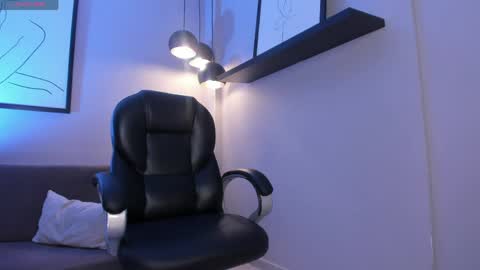 Maddison online show from 04.02.26