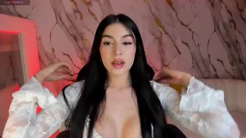 Maddison online show from 07.12.26