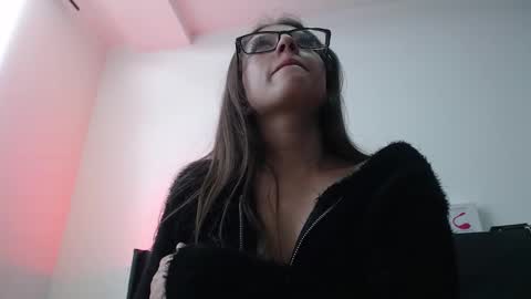 Maddy UwU online show from 10.29.25