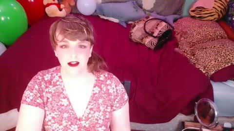 Maddy Cat online show from 10.14.25