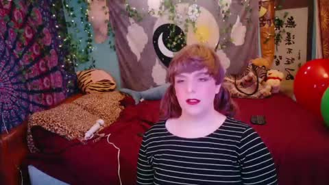 Maddy Cat online show from 10.17.25