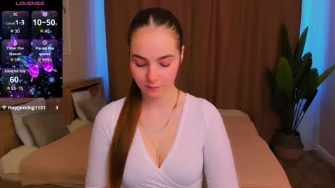 Snapshot of maddy_gate chatting on 02.25.26 maddy_gate online show from 02.25.26