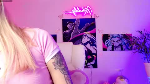 maddy_uwu online show from 03.09.25