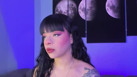 Maddy  online show from 03.04.25