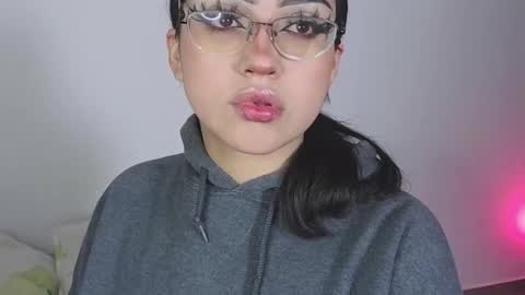 Snapshot of maddyghost chatting on 01.08.26 Please followme and rate me your thumbs up online show from 01.08.26