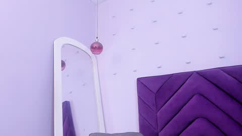 Snapshot of maddyjohnsonn chatting on 02.02.25 maddyjohnsonn online show from 02.02.25