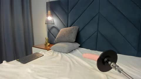 Snapshot of maddylopez_ chatting on 04.10.26 Maddy online show from 04.10.26