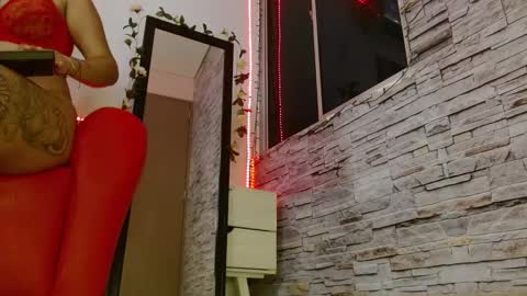 maddystone_ online show from 02.22.25