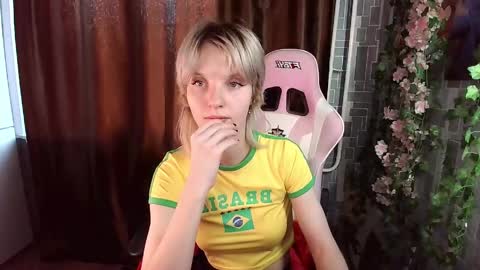 madelaines online show from 04.25.26