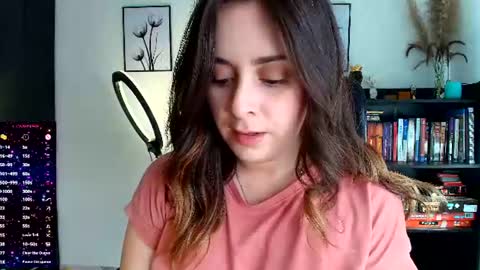 madelamee online show from 07.08.26