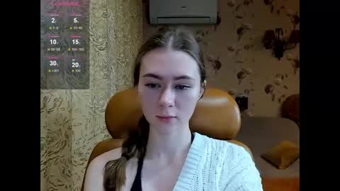 madeleinequincy online show from 10.10.25